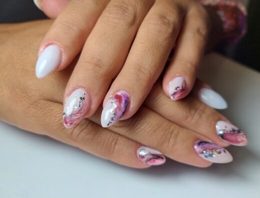 Famous Beauty & Nails Salon