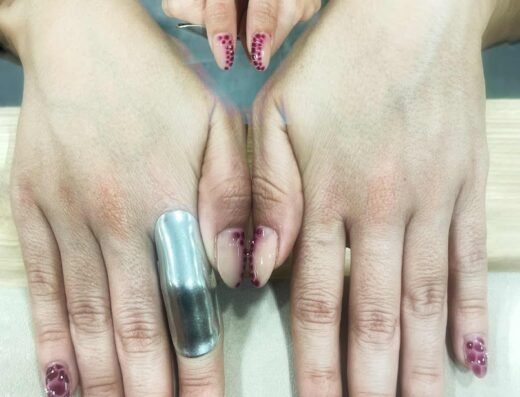 MANIPURE Nail Studio